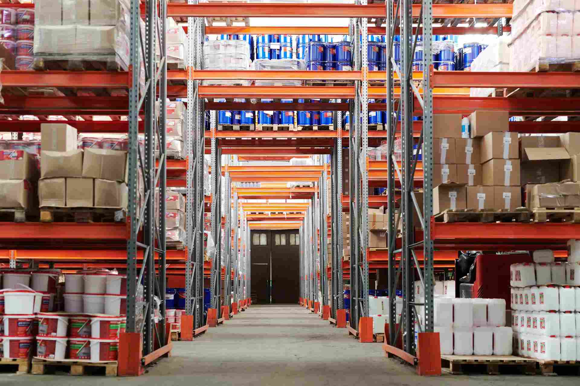 warehouse-with-concrete-floors-4483610-1 (1)